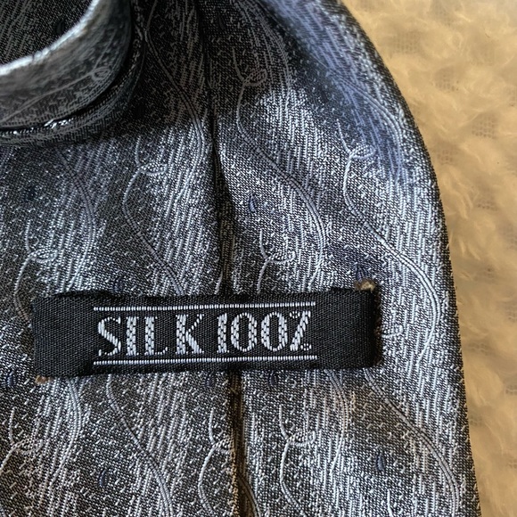 Silk Tie - Picture 2 of 2